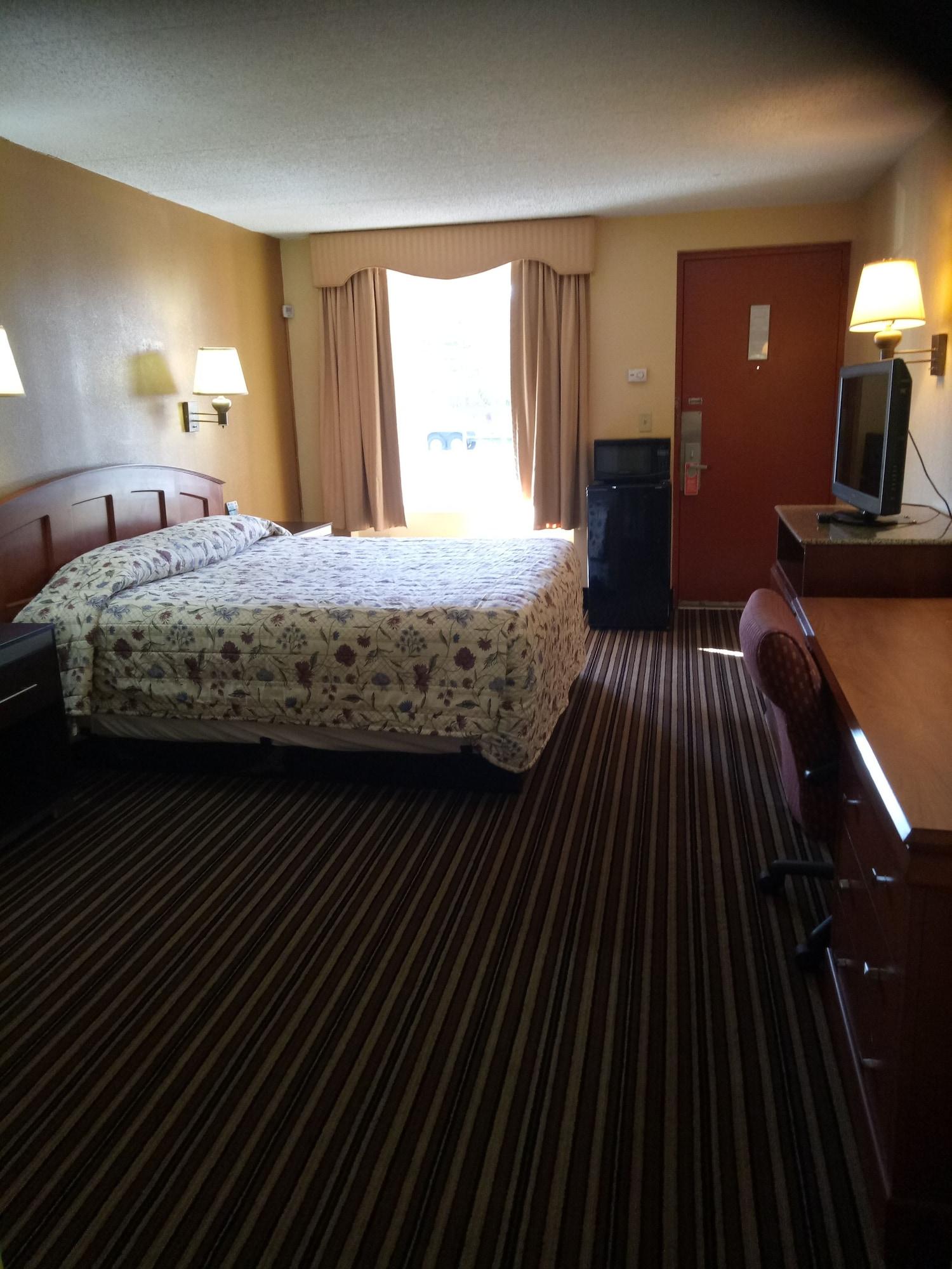 Hotel Rodeway Hwy 73