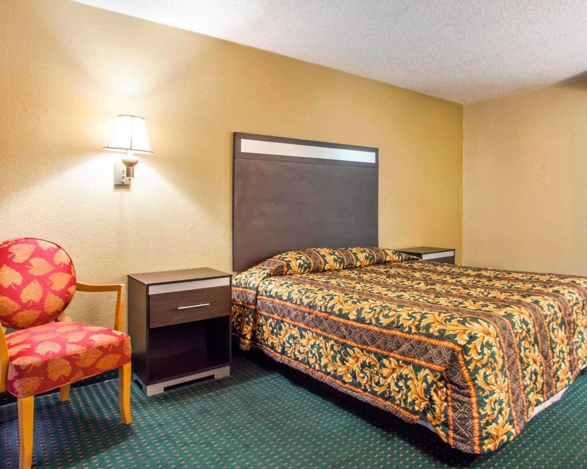 Rodeway Hwy 73 Hotel Mount Laurel