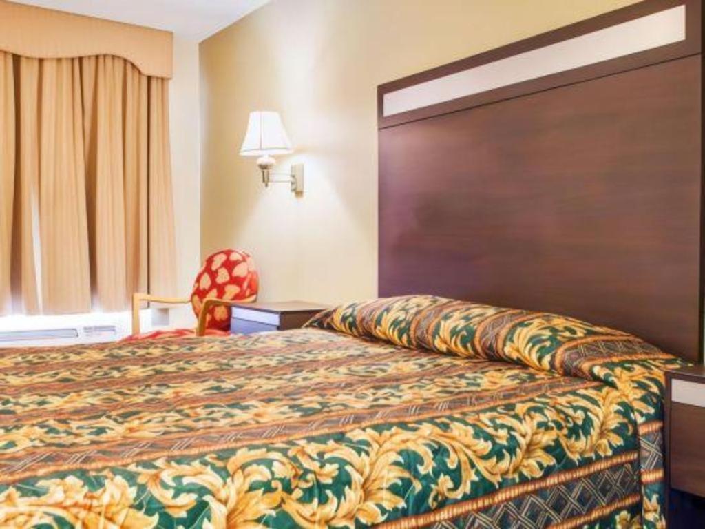 Hotel Rodeway Hwy 73